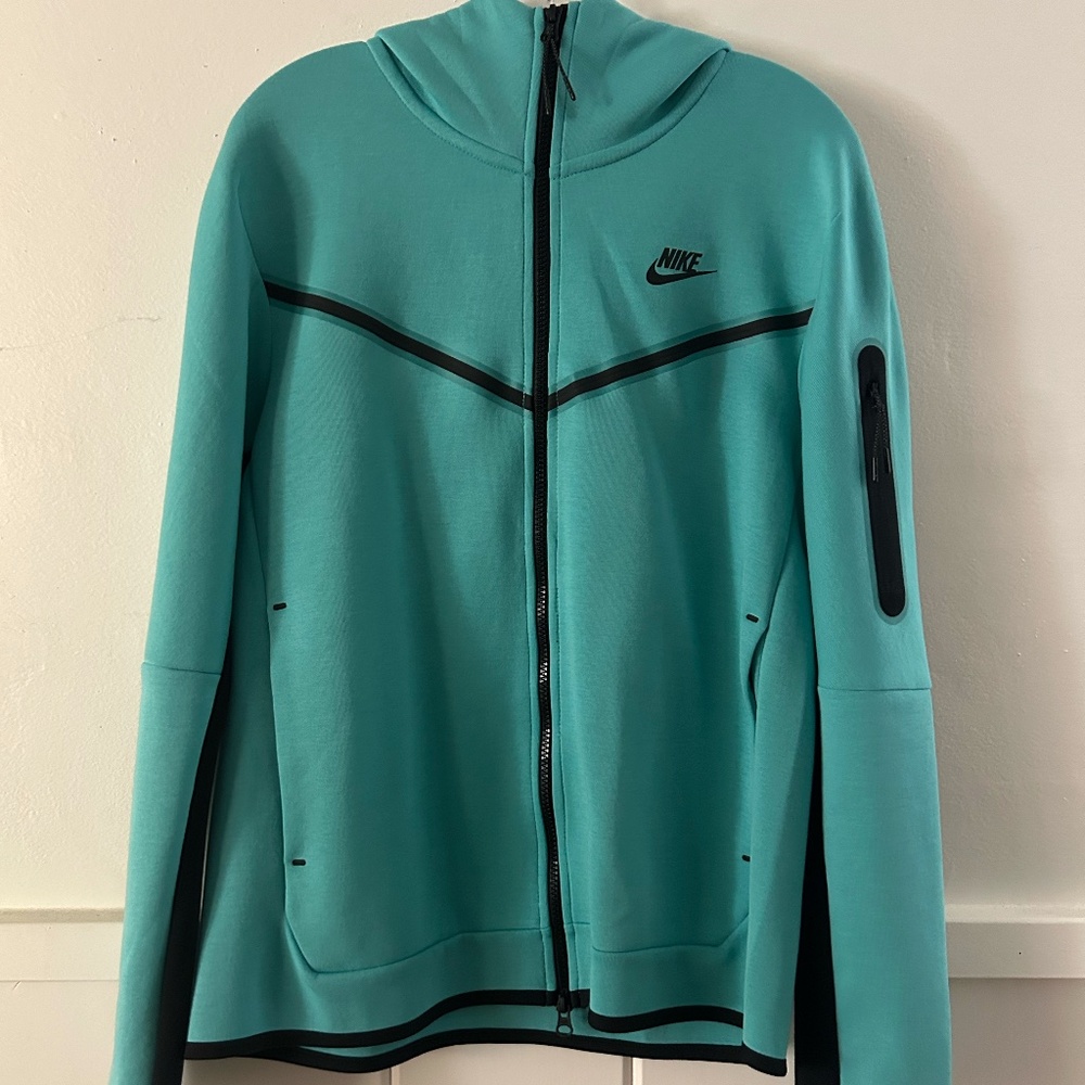 NEW (no tag)- Nike Tech Fleece Full-Zip WR Hoodie, TEAL/BLACK, MENS MEDIUM